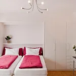 Apartment Double Room-1 By Interhome